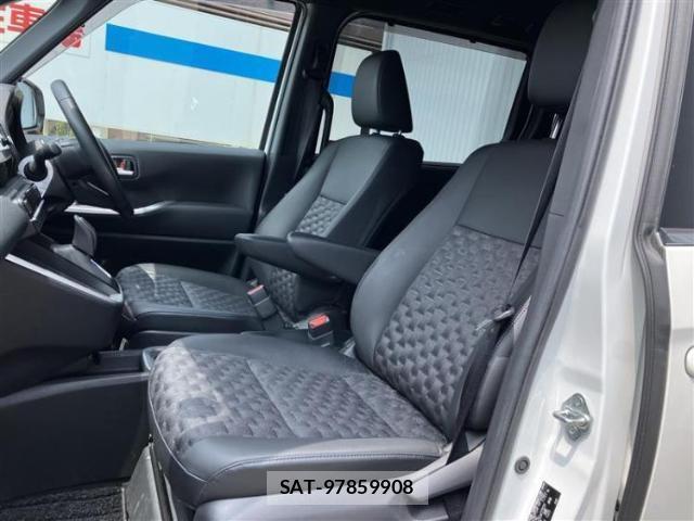 Toyota VOXY 2025-02 8878206-5