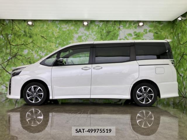 Toyota VOXY 2020-09 8878229-1