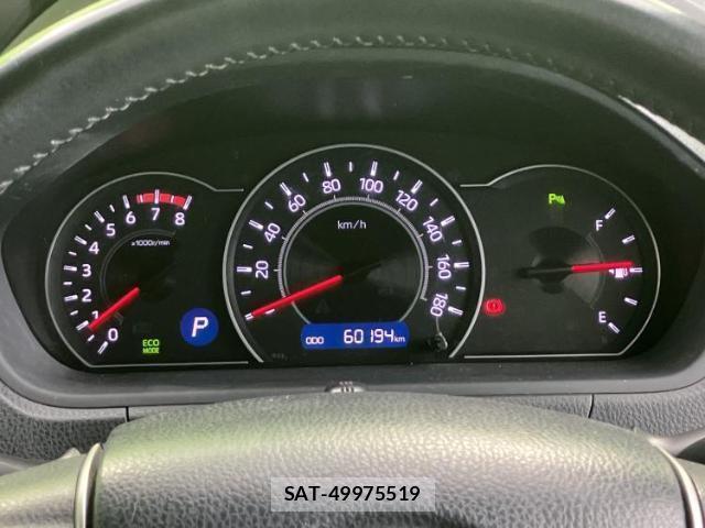 Toyota VOXY 2020-09 8878229-14