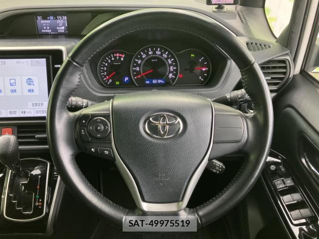 Toyota VOXY 2020-09 8878229-15