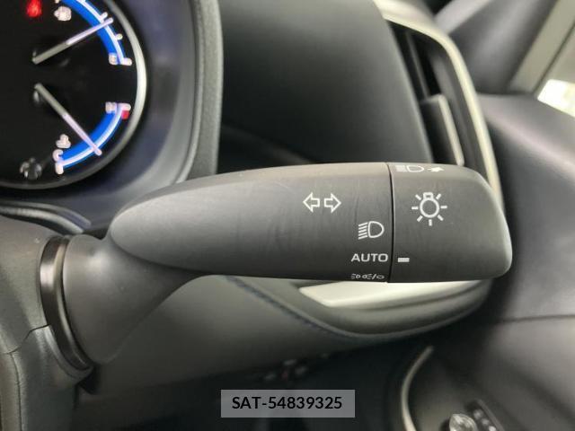 Toyota VOXY 2024-06 8878296-14