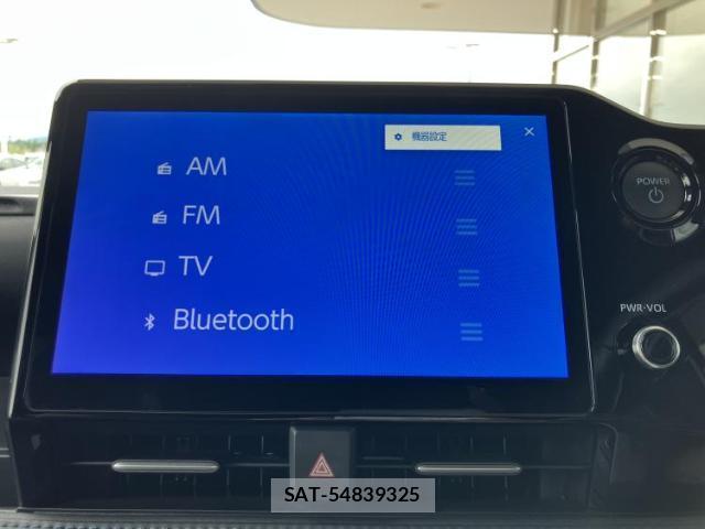 Toyota VOXY 2024-06 8878296-9