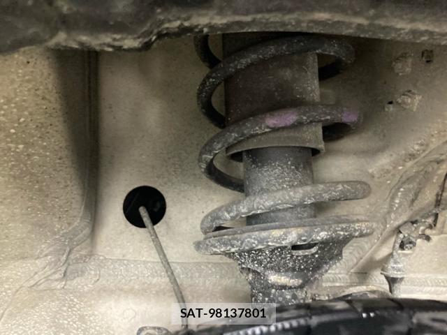 Suzuki WAGON R 2013-01 8877421-12