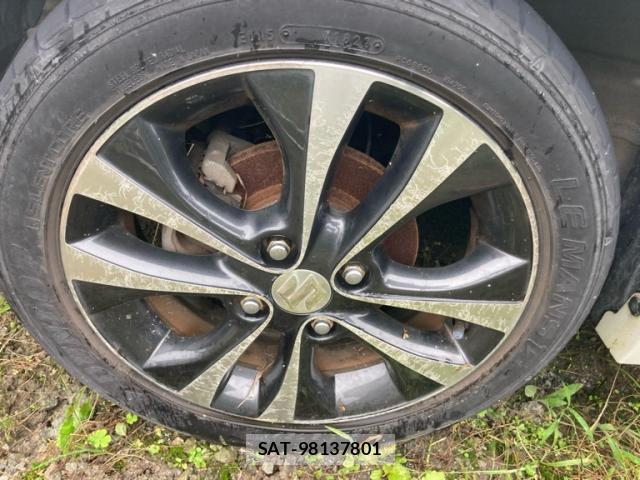 Suzuki WAGON R 2013-01 8877421-6