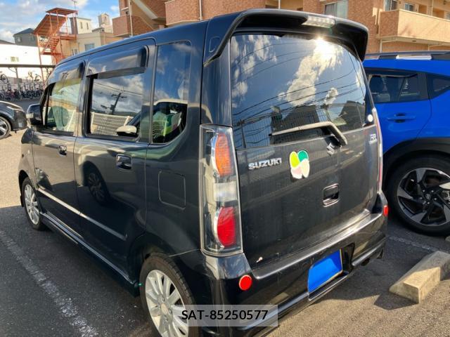 Suzuki WAGON R 2004-03 8875984-13