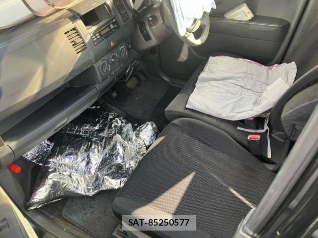 Suzuki WAGON R 2004-03 8875984-16