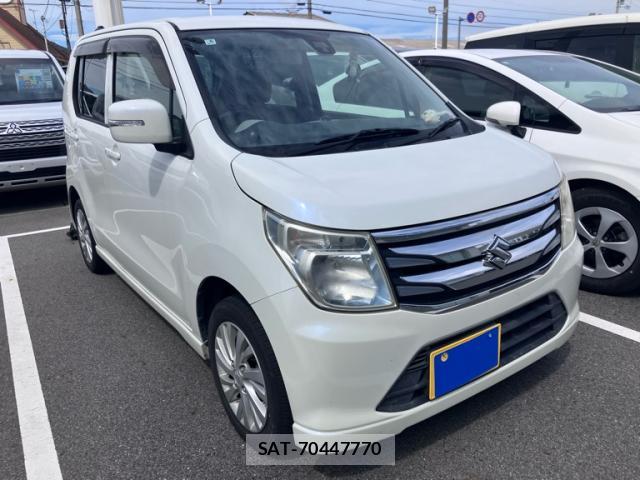 Suzuki WAGON R 2015-06 8876263-0