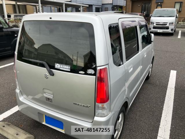 Suzuki WAGON R 2007-11 8876414-5