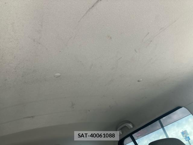 Suzuki WAGON R 2015-05 8877040-18