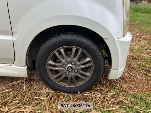 Suzuki WAGON R 2006-08 8877416-12