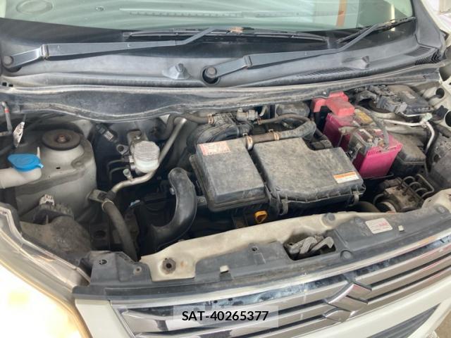 Suzuki WAGON R 2013-06 8877420-12