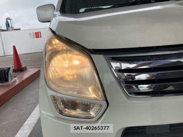 Suzuki WAGON R 2013-06 8877420-2