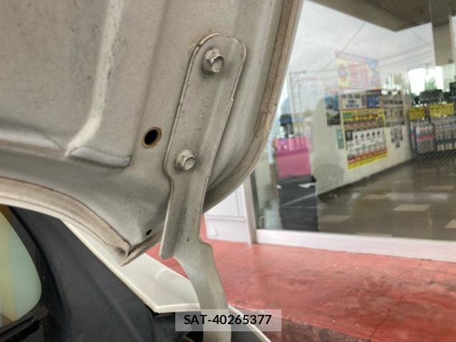 Suzuki WAGON R 2013-06 8877420-3