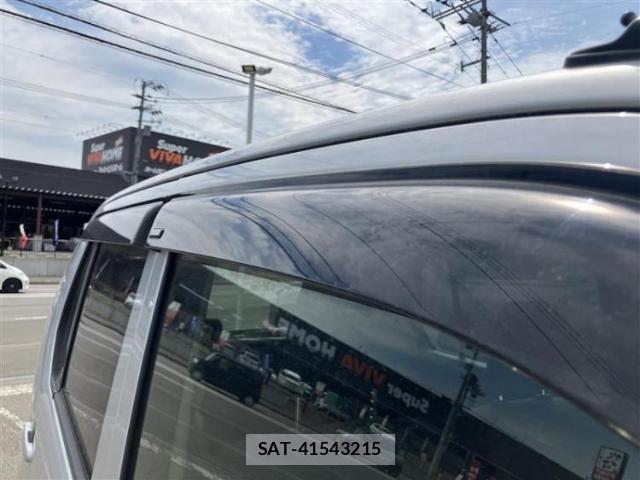 Suzuki WAGON R 2015-12 8878080-12
