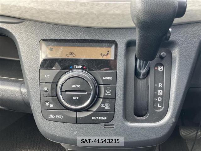 Suzuki WAGON R 2015-12 8878080-13