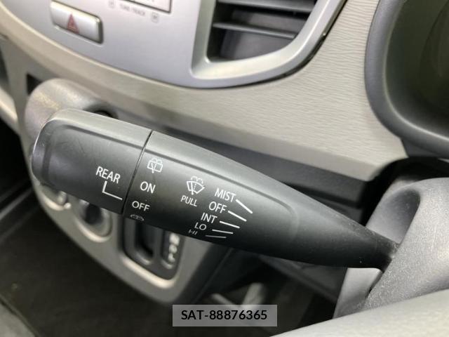 Suzuki WAGON R 2015-09 8878357-12