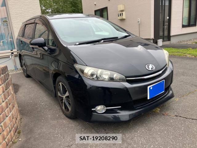 Toyota WISH 2013-09 8876310-1