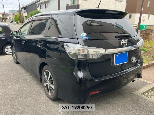 Toyota WISH 2013-09 8876310-13