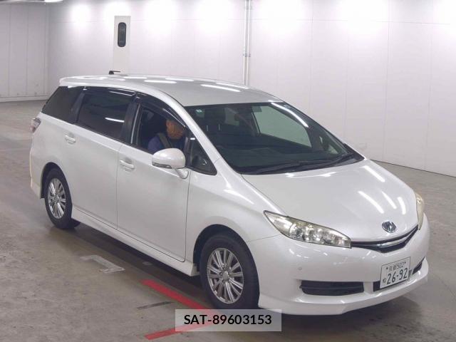 Toyota WISH 2015-02 8877813-0