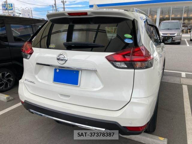 Nissan X-TRAIL 2019-09 8876028-2