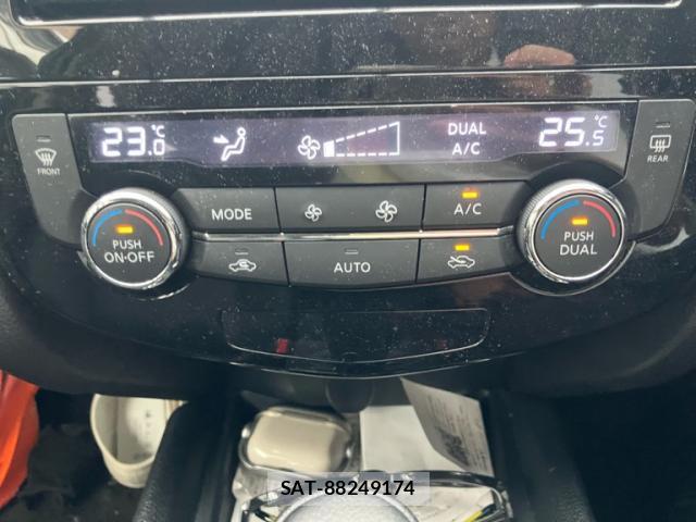Nissan X-TRAIL 2015-10 8876381-16
