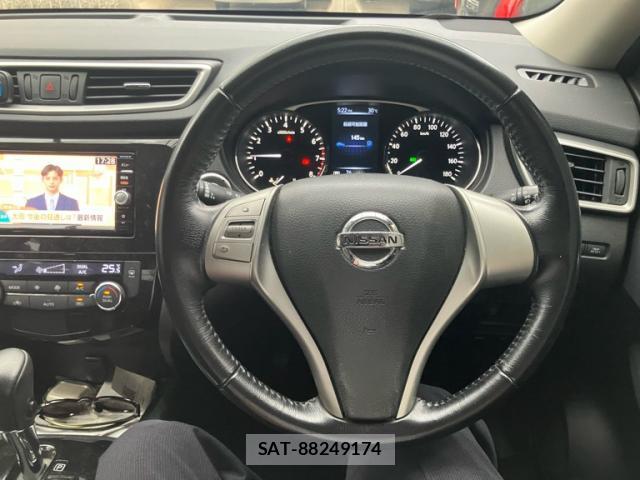 Nissan X-TRAIL 2015-10 8876381-18