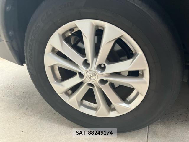 Nissan X-TRAIL 2015-10 8876381-4