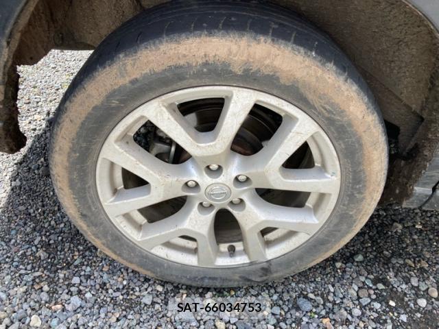 Nissan X-TRAIL 2010-08 8876385-5