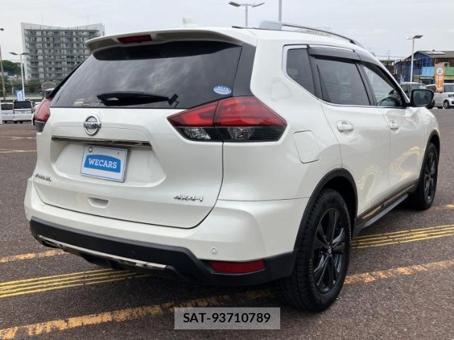 Nissan X-TRAIL 2021-08 8876604-2