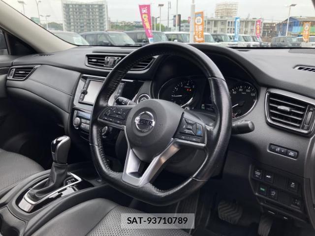 Nissan X-TRAIL 2021-08 8876604-4