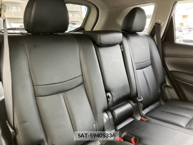 Nissan X-TRAIL 2017-12 8876625-4