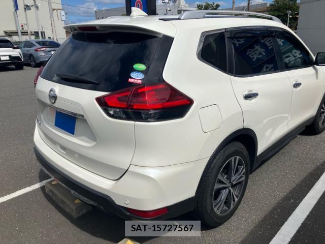 Nissan X-TRAIL 2018-02 8876644-13