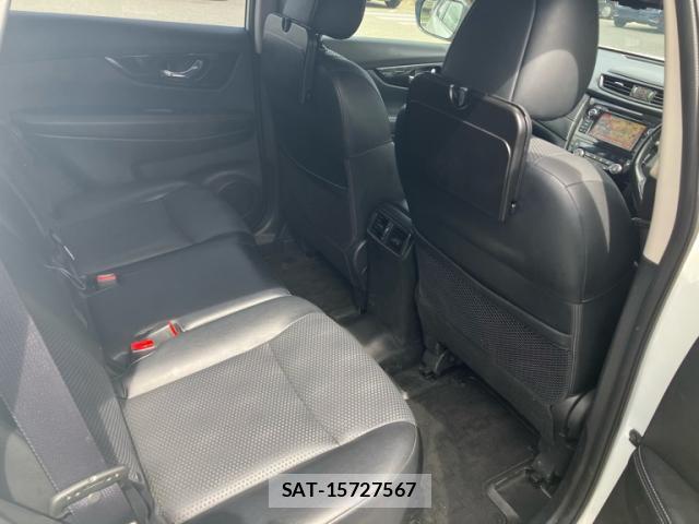 Nissan X-TRAIL 2018-02 8876644-8