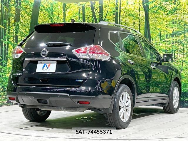 Nissan X-TRAIL 2016-10 8876663-16
