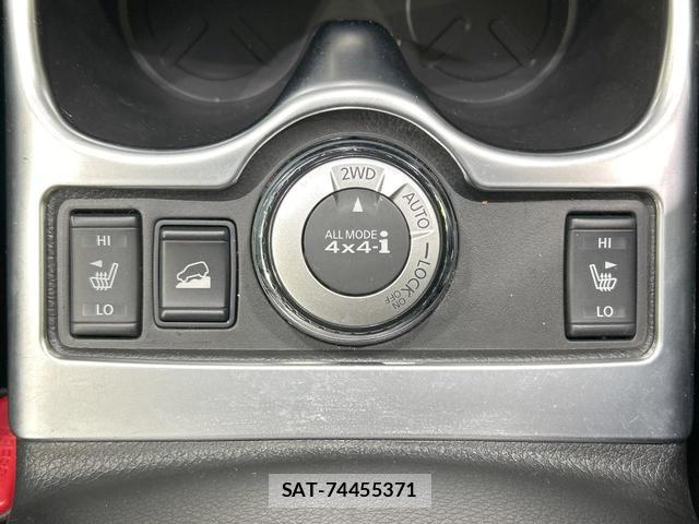 Nissan X-TRAIL 2016-10 8876663-5