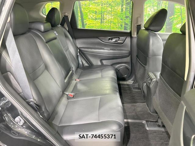 Nissan X-TRAIL 2016-10 8876663-8