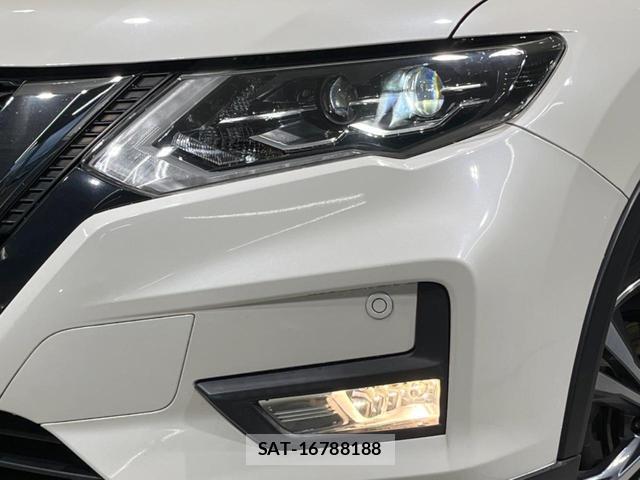 Nissan X-TRAIL 2018-07 8876677-11