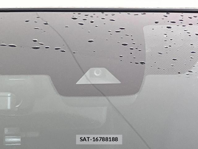 Nissan X-TRAIL 2018-07 8876677-6