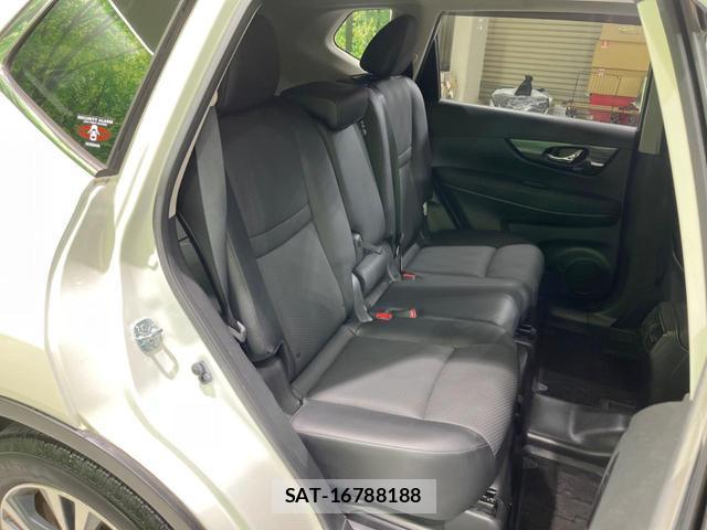 Nissan X-TRAIL 2018-07 8876677-8