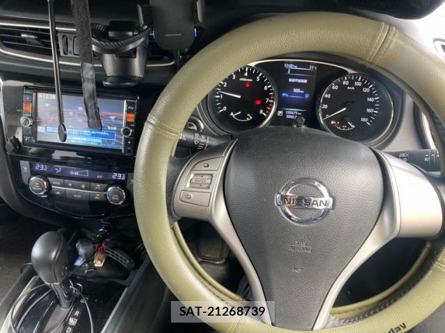 Nissan X-TRAIL 2014-01 8877254-18