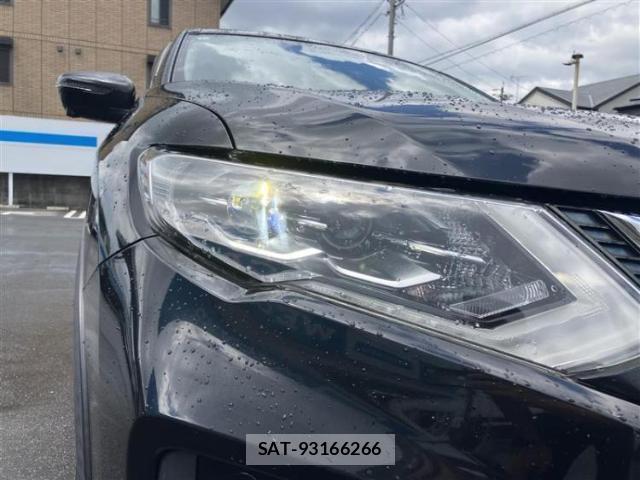 Nissan X-TRAIL 2018-01 8877508-17
