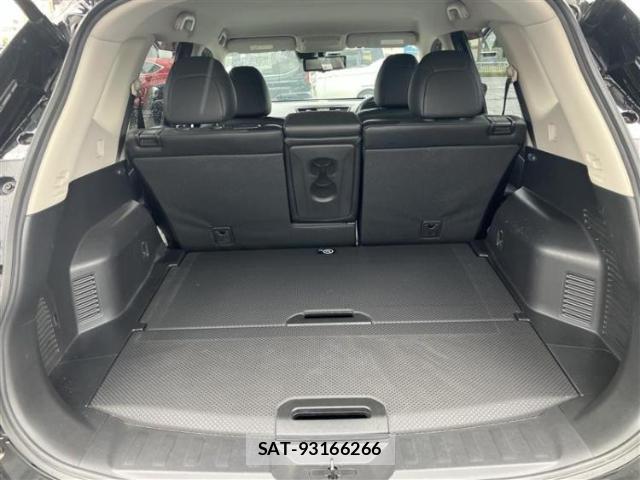 Nissan X-TRAIL 2018-01 8877508-6