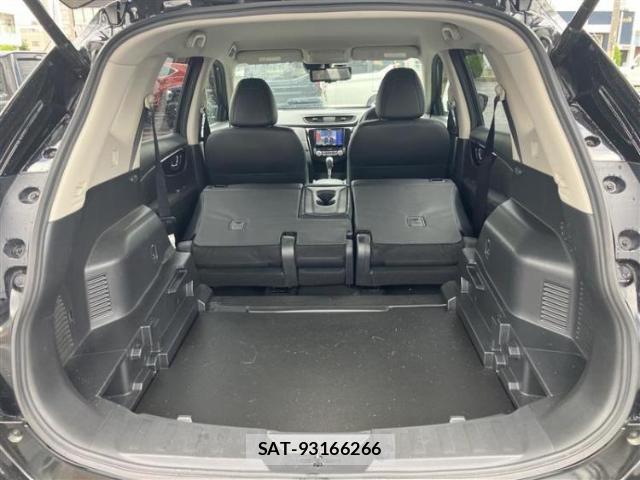 Nissan X-TRAIL 2018-01 8877508-7