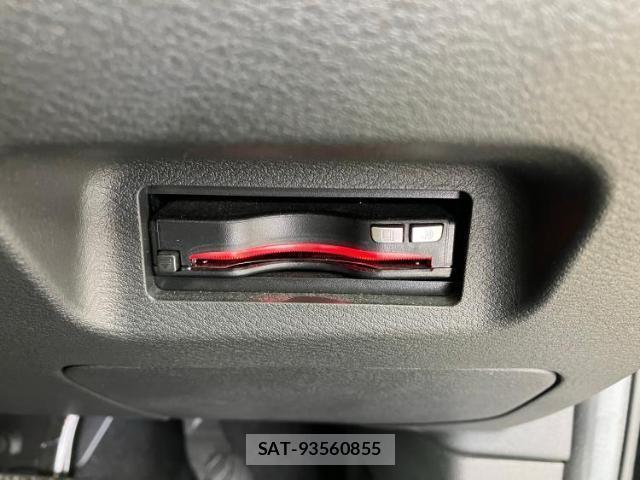 Nissan X-TRAIL 2023-11 8878109-12