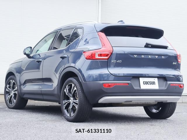 Volvo XC40 2021-01 8875942-9