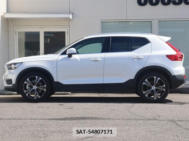 Volvo XC40 2021-03 8876175-10
