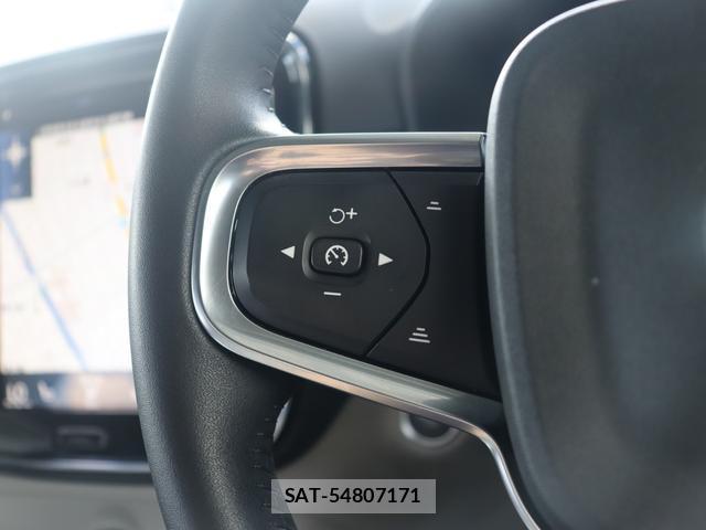 Volvo XC40 2021-03 8876175-13