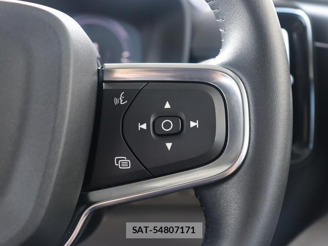Volvo XC40 2021-03 8876175-14