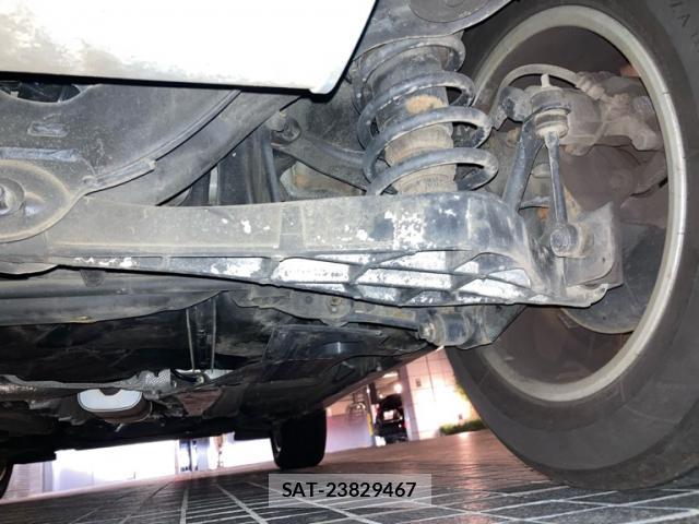 Volvo XC60 2015-03 8876260-10