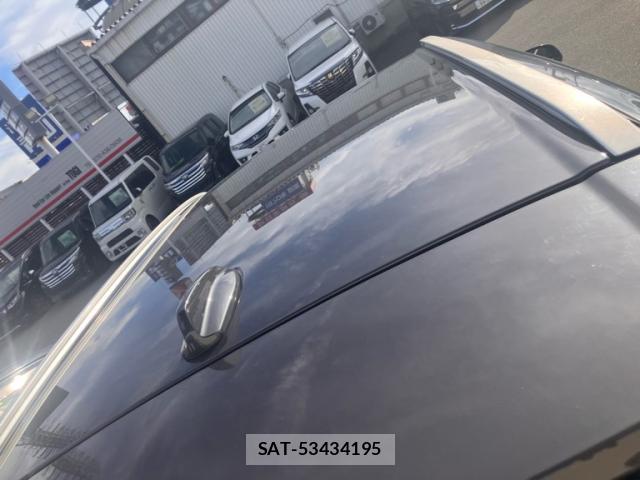 Volvo XC60 2022-03 8877085-12
